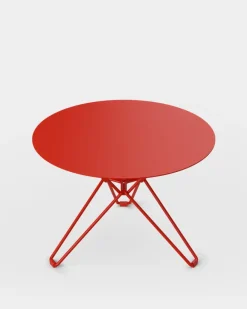Massproductions Tio table, 60 cm, low, pure red