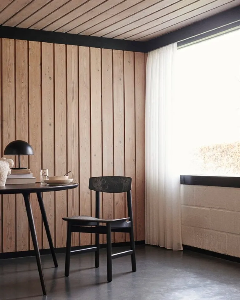 Mater Conscious 3162 chair, black beech - coffee waste black