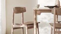 Mater Conscious 3162 chair, soaped oak - coffee waste light