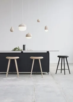 Mater Terho pendant, medium