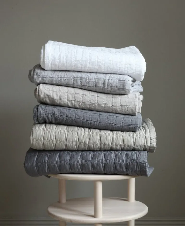 Matri Aava bed cover, 200 x 260 cm, white