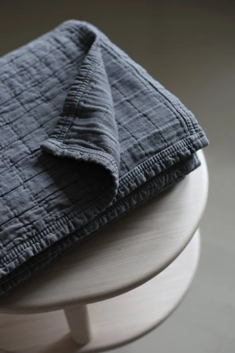 Matri Aava bed cover, 200 x 260 cm, dark grey