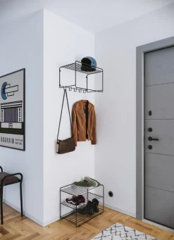 Maze Anyone stool, black  - vintage cognac