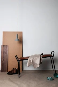 Maze Anytwo bench, black - vintage cognac