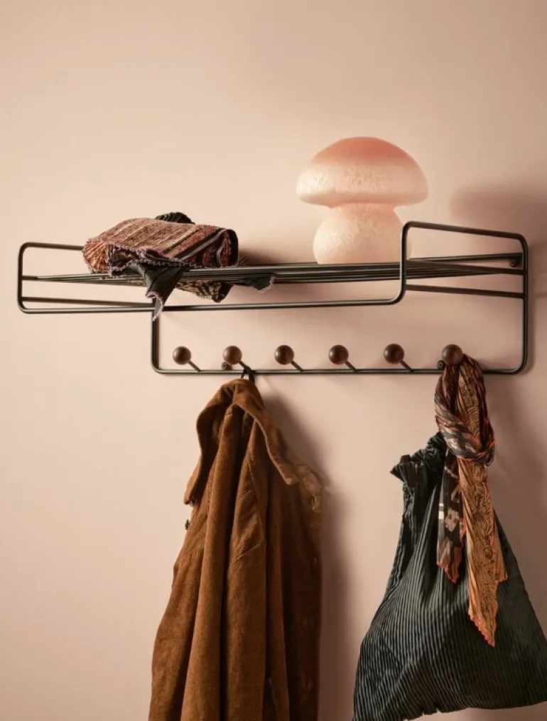 Maze Bill hat rack, black - walnut stained ash