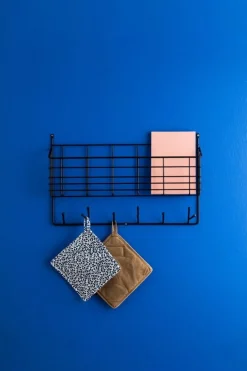 Maze Mitten Shelf, black