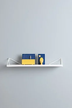 Maze Pythagoras XS shelf with brackets, white