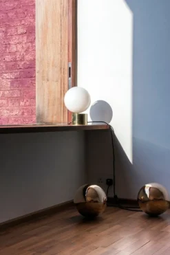 Michael Anastassiades Tip of the Tongue table lamp, polished brass