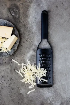Microplane Black Sheep Series Extra Coarse grater