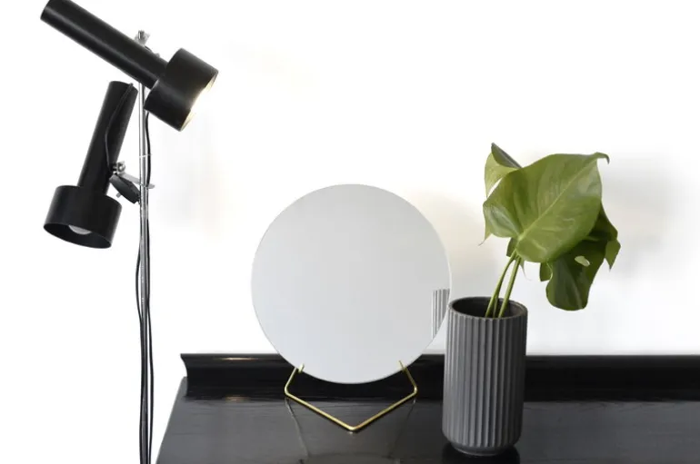 Moebe Standing mirror 20 cm, brass