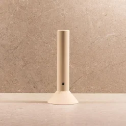 Mono Light Dawn Patrol flashlight, beige red