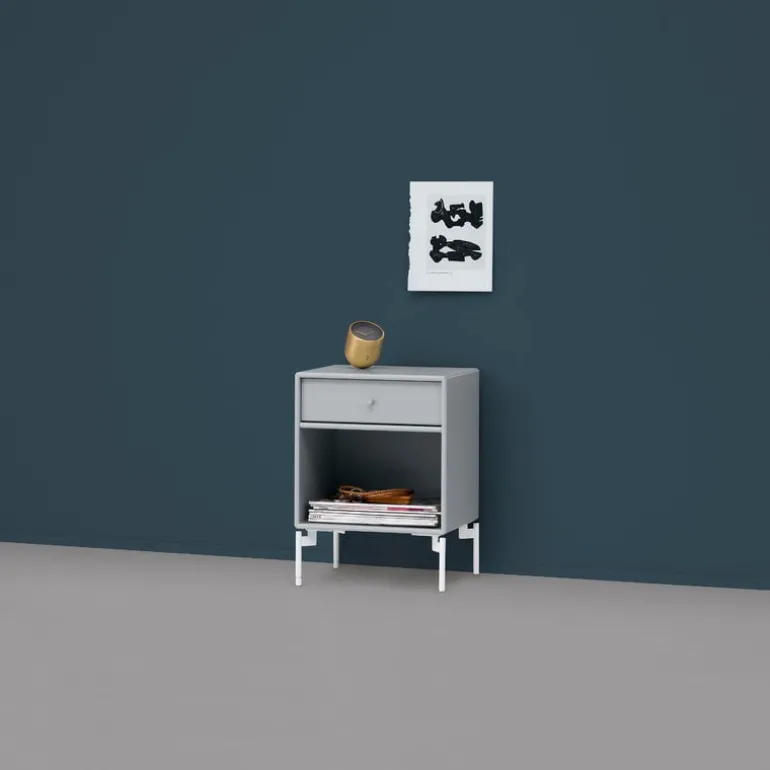 Montana Furniture Dream nightstand, Snow legs - 09 Nordic