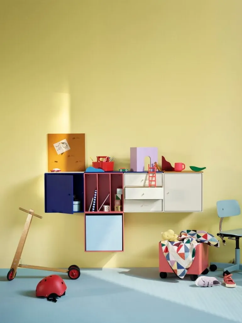 Montana Furniture Kevi Kids 2533J chair, flint