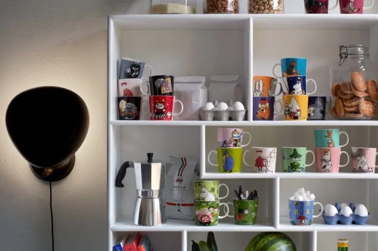 Moomin Arabia Moomin mug, Ancestor, black