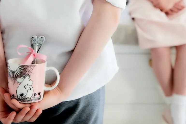 Moomin Arabia Moomin mug, Love, pink