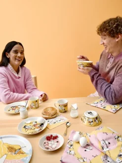 Moomin Arabia Moomin saucer, Family time