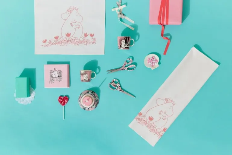 Moomin Arabia Moomin tea towel, Love, 50 x 70 cm