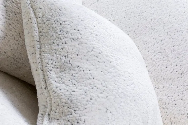 Moooi Love sofa, Dodo Pavone Jacquard