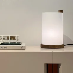 Motarasu Enso table lamp, white - black oiled oak