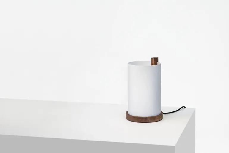 Motarasu Enso table lamp, white - black oiled oak