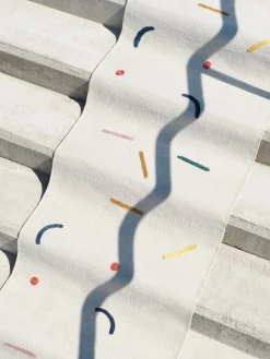 MUM's Ajattelija rug