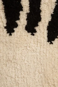 MUM's Polar Bear rug