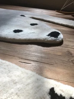 MUM's Polar Bear rug