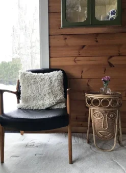 MUM's Queen of Good Hearts side table, 35 cm, rattan