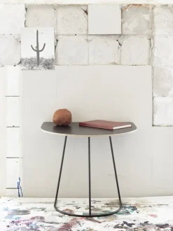 Muuto Airy coffee table, half size, black