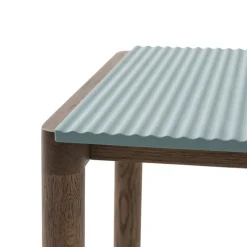 Muuto Couple coffee table, 40 x 84 cm, wavy, pale blue - dark oak