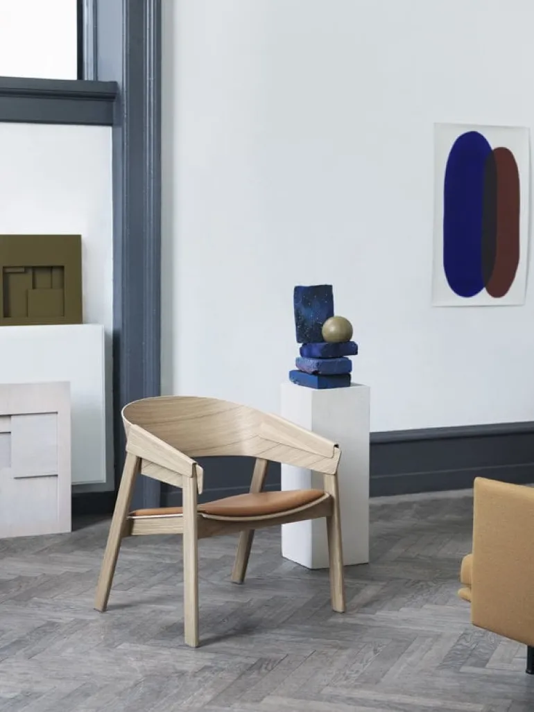 Muuto Cover lounge chair, oak - cognac leather