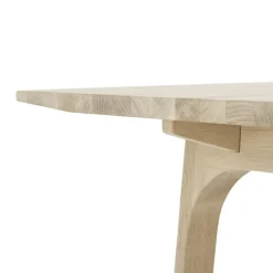 Muuto Earnest extendable table, 205 x 100 cm, oiled oak
