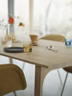 Muuto Earnest extendable table, 260 x 100 cm, oiled oak