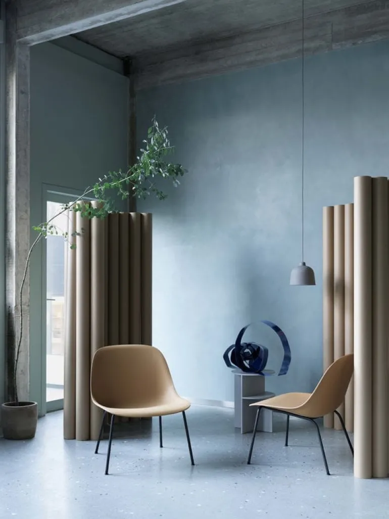 Muuto Fiber lounge chair, tube base, ochre - black