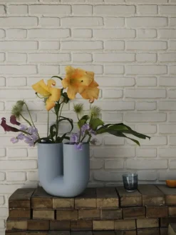 Muuto Kink vase, light blue