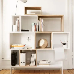 Muuto Leaf table lamp, white