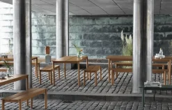 Muuto Linear Steel table 140 x 75 cm, burnt orange