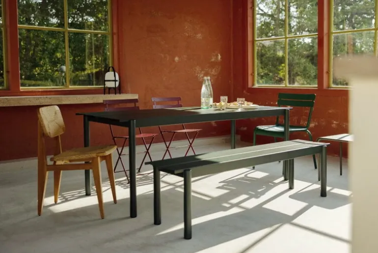 Muuto Linear Steel table 200 x 75 cm, dark green