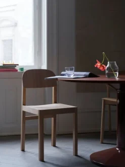 Muuto Midst table, 120 cm, dark red linoleum - dark red