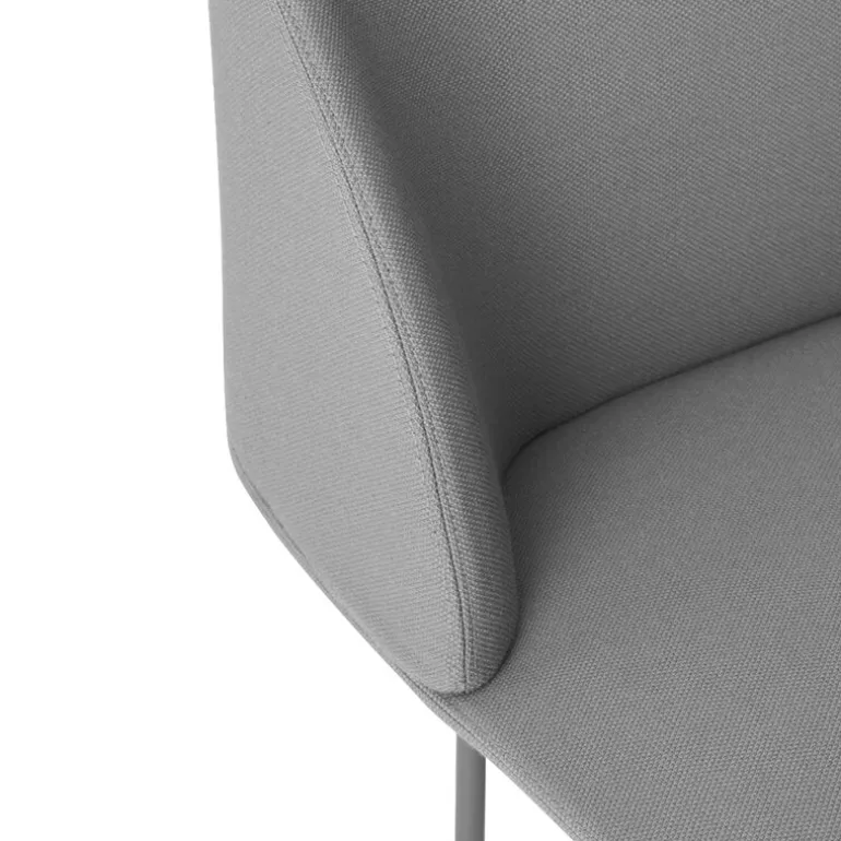 Muuto Oslo lounge chair