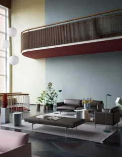 Muuto Outline daybed, cognac leather - black