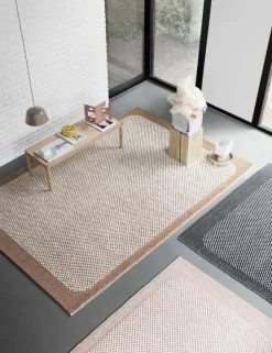 Muuto Pebble rug, pale rose
