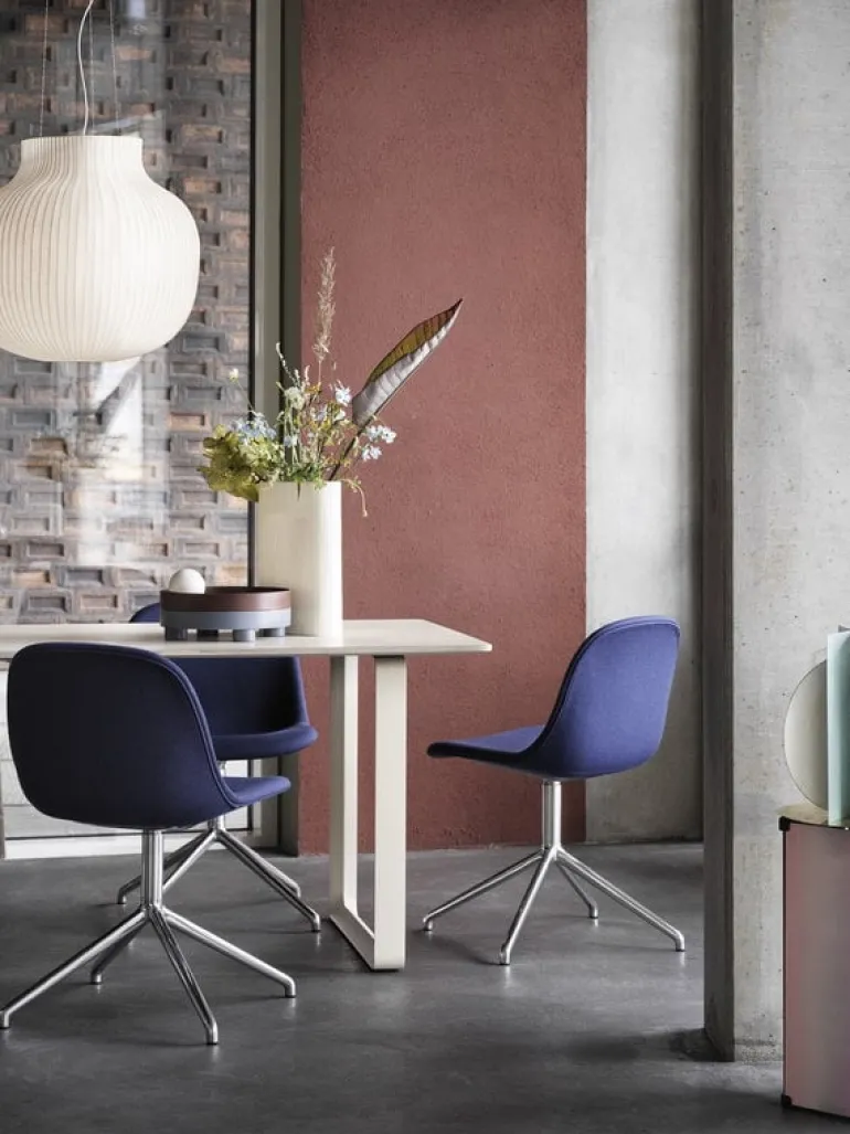 Muuto Platform tray, dark red