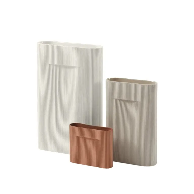 Muuto Ridge vase, 35 cm, beige