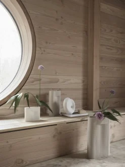 Muuto Ridge vase, 16,5 cm, off white