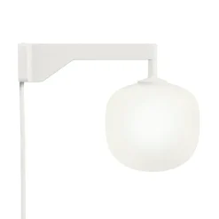 Muuto Rime wall lamp, white