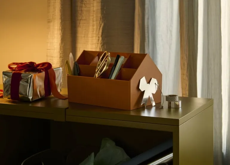 Muuto Sketch Toolbox, burnt orange