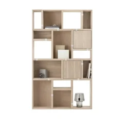 Muuto Stacked shelf module with door, medium, oak