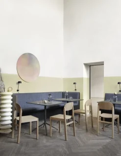 Muuto Still Cafe table 75 x 65 cm, black