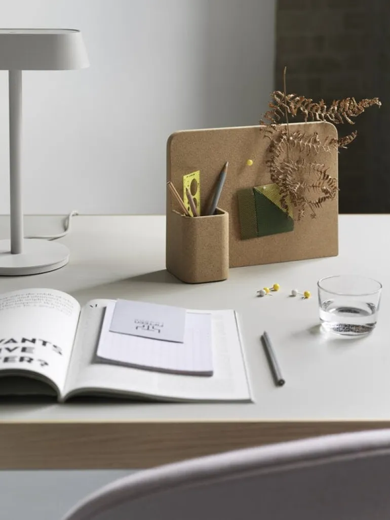 Muuto Story pinboard, cork